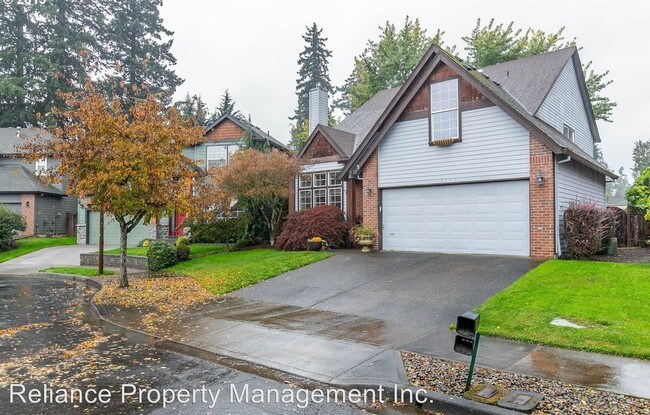 Building Photo - 5 br, 2.5 bath House - 17925 SW 114th Ave.