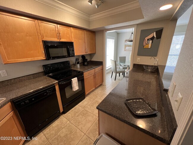 Building Photo - 818 Coquina Bay