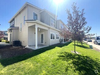 Building Photo - 5601 E Bollo St
