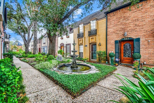 Foto del edificio - 11525 Burdine St
