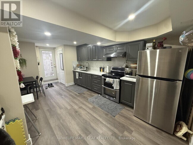 Photo du bâtiment - 92 Robert Parkinson Dr