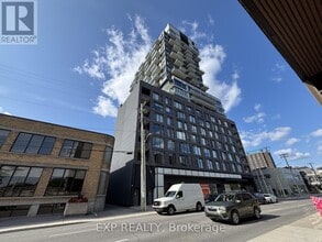 Building Photo - 203 Catherine St