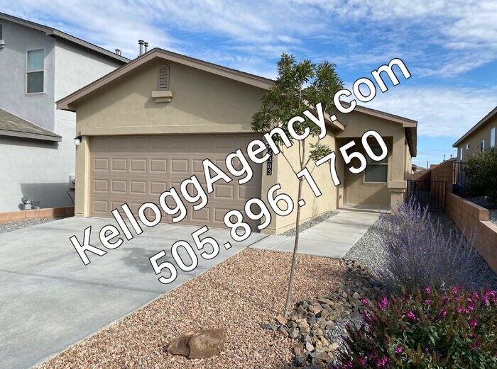 Primary Photo - MUST SEE 3BR/2Bath