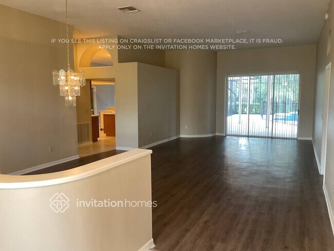 Foto del edificio - 14420 Stamford Cir