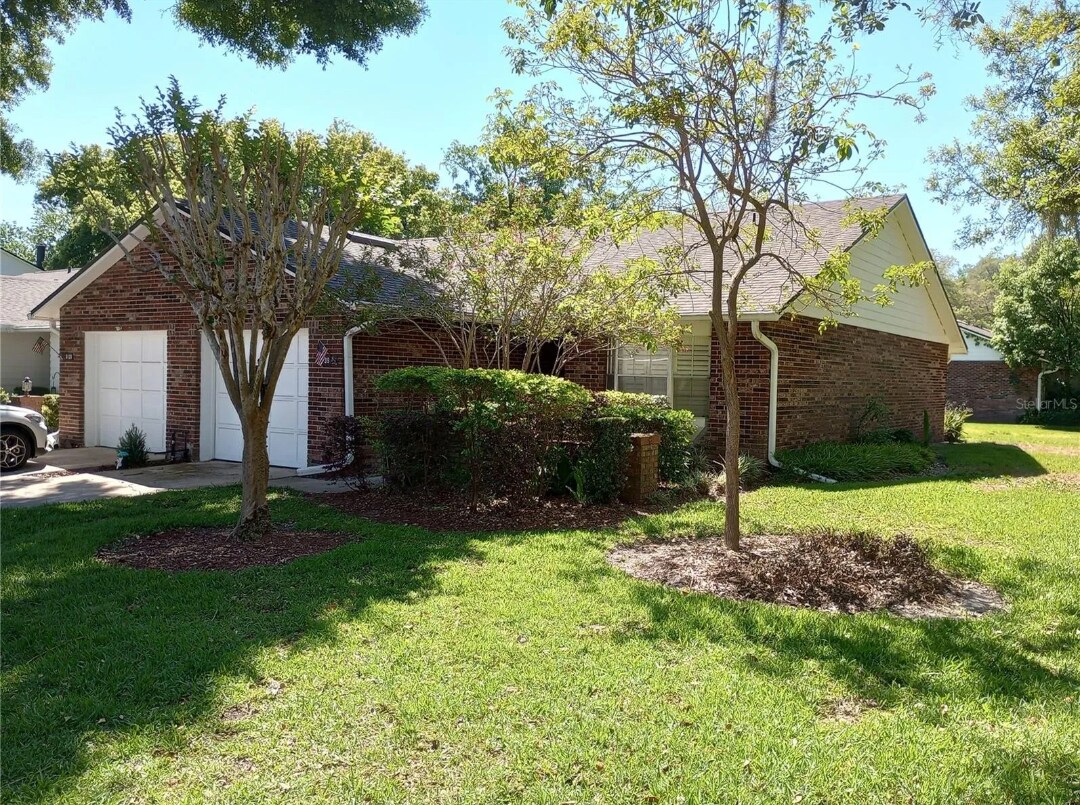 Primary Photo - 5139 Lazy Oaks Dr