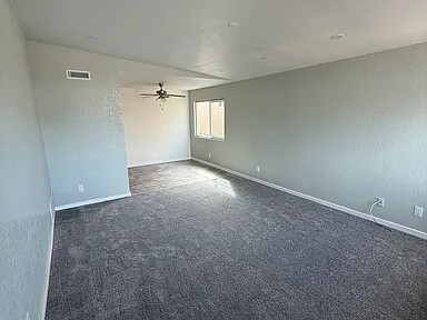Foto del edificio - 1740 Marigold Ln