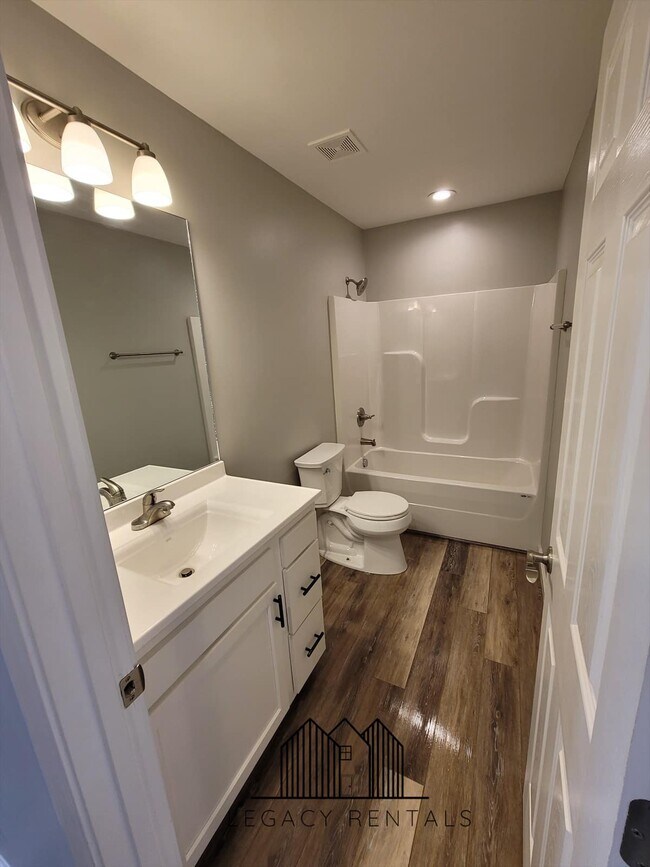 240242 Longwood Ln., Richmond, KY 40475 Townhome Rentals in Richmond