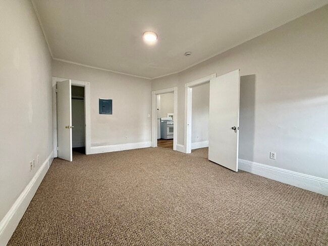 Building Photo - 11 John St