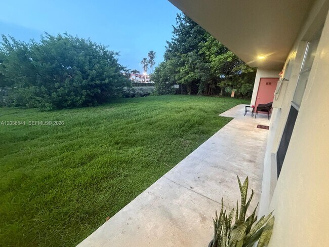 Foto del edificio - 12811 SW 43rd Dr
