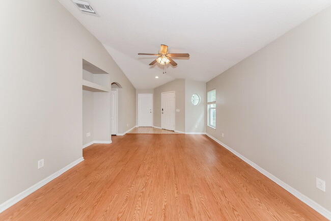Building Photo - 1135 Seminole Sky Dr