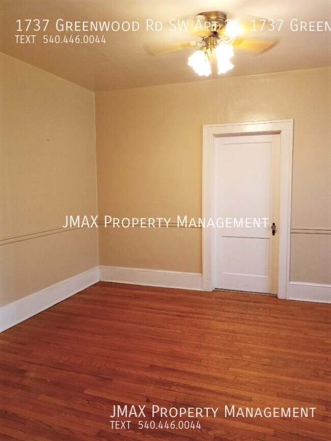 Building Photo - This property has a no security deposit op...