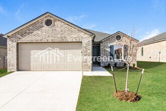 Building Photo - 1833 Rock Elm Dr