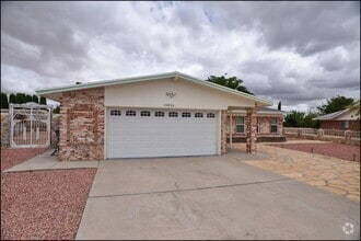 Building Photo - 10824 Pico Norte Rd