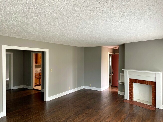 Foto del edificio - 2307 Andrew Jackson Way NE