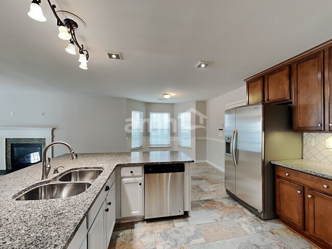 Foto del edificio - 1685 Newland Rd