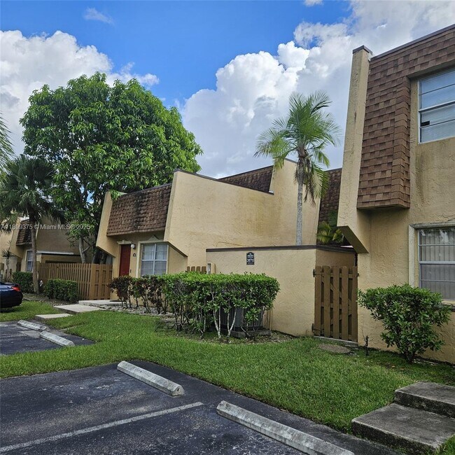 Building Photo - 3571 NW 95th Terrace