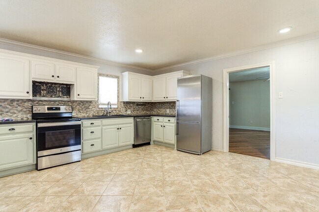 Foto del edificio - 12301 County Rd 2500