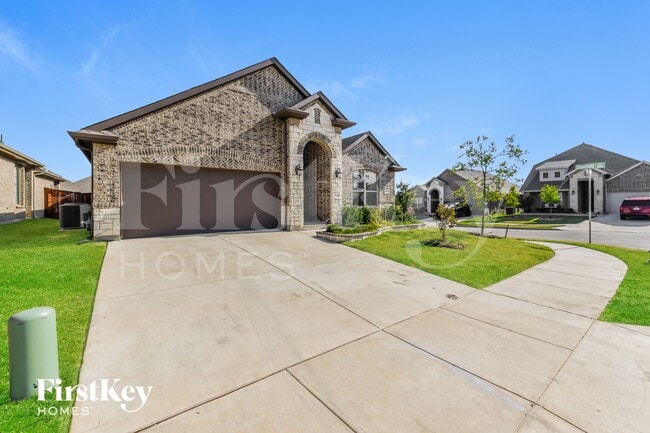 Building Photo - 4041 Honeyapple Way