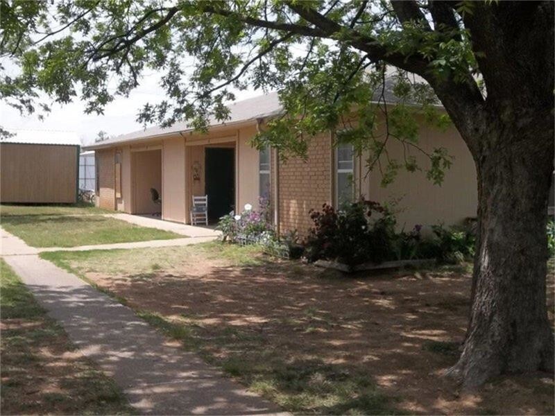 Primary Photo - 1512 Primrose Ln