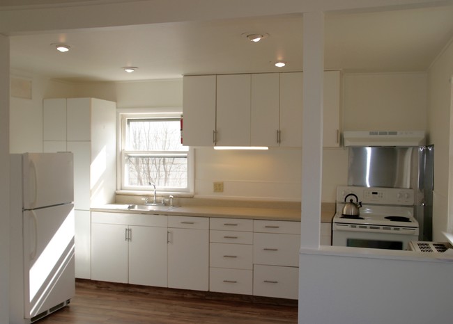 Foto del edificio - 44 Bonnie Brae Ln