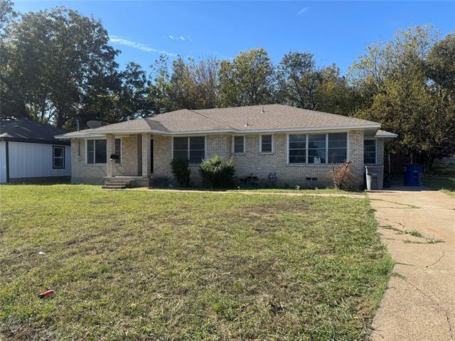 Building Photo - 4651 C L Veasey Blvd