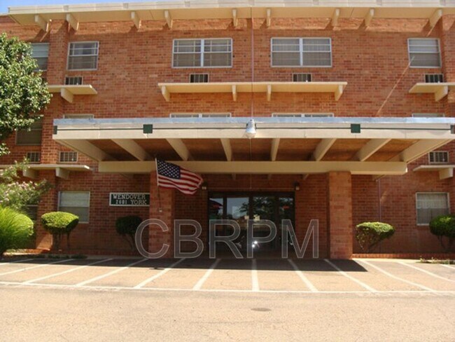 Foto del edificio - 2601 York Ave