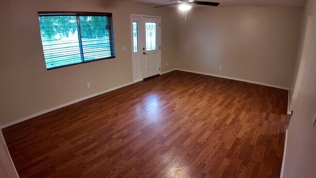 Photo - 3430 E Indianola Ave House