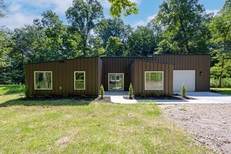 Building Photo - 4037 Cleveland Rd