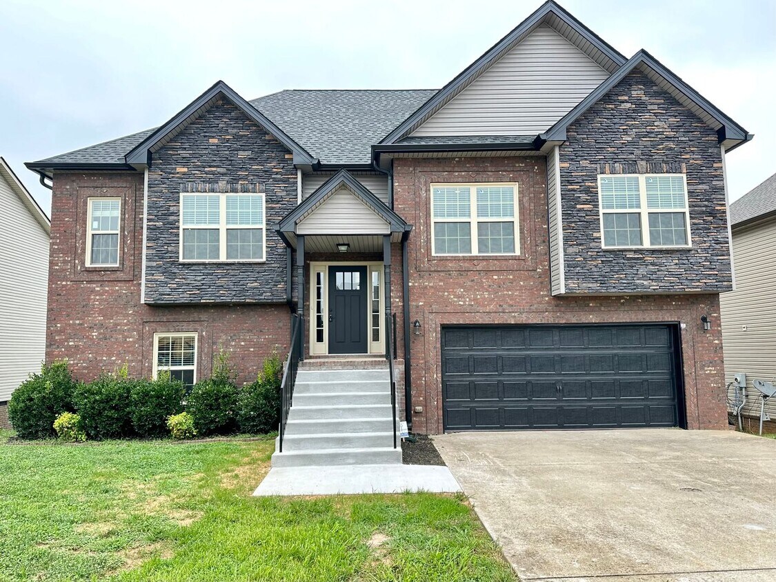 Foto principal - 1093 Henry Pl Blvd