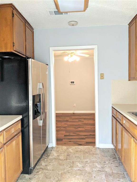 Building Photo - 3733 Hays Ave
