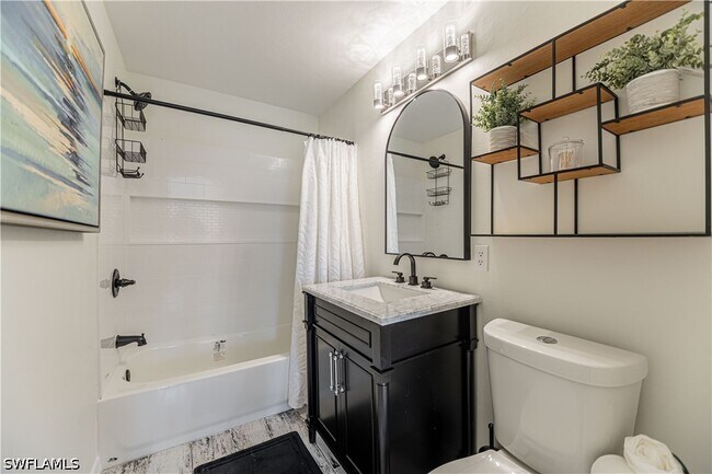 Foto del edificio - 992 Woodshire Ln