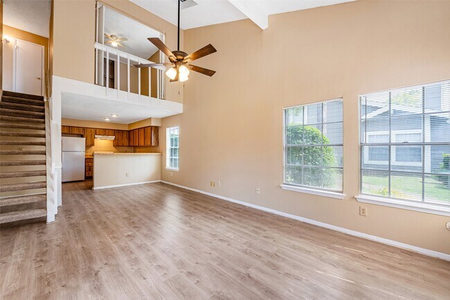 Foto del edificio - 6315 Cattails Ln