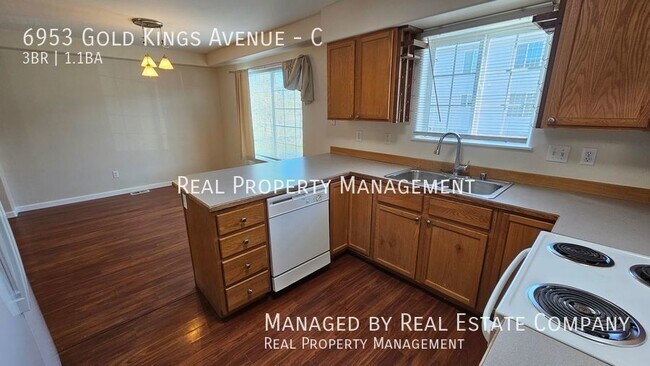 Building Photo - East Side 3 bedroom/1.5 Bath w/ 2 Car Garage