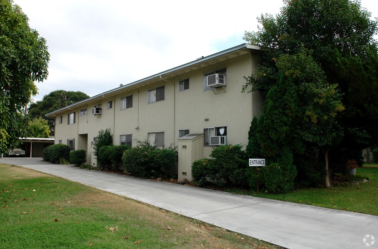 Foto del edificio - 220 Brookwood Ave