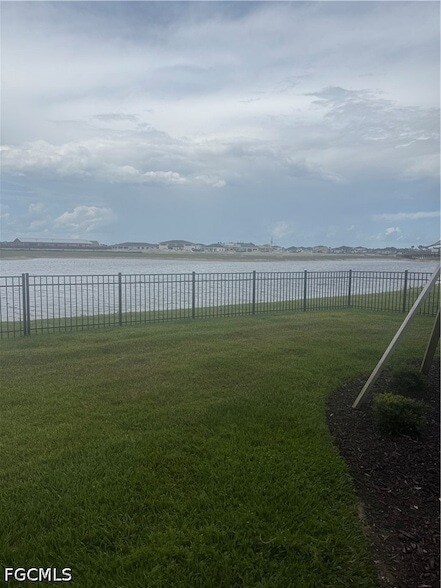 Foto del edificio - 15222 Jadestone Dr