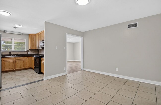 Foto del edificio - Midtown Living with Modern Conveniences – Prime Little Rock Location!