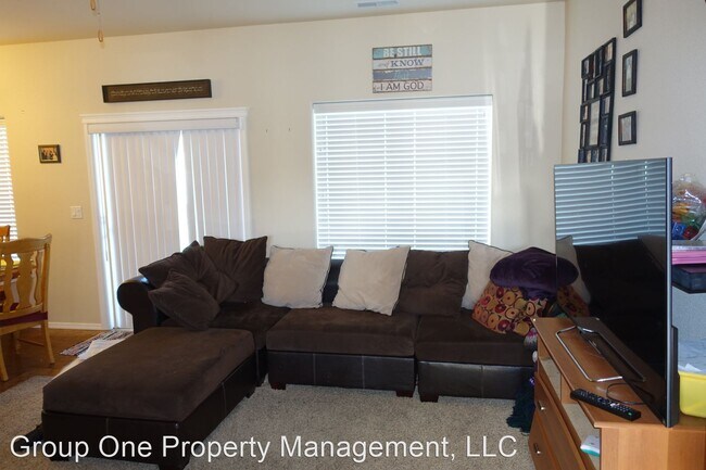 Foto del edificio - 3 br, 2.5 bath House - 603 Pine Tree Lane