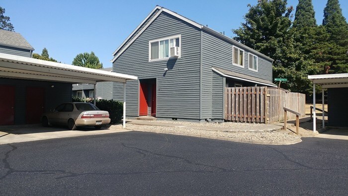 Primary Photo - 4481 SW Stoddard Dr