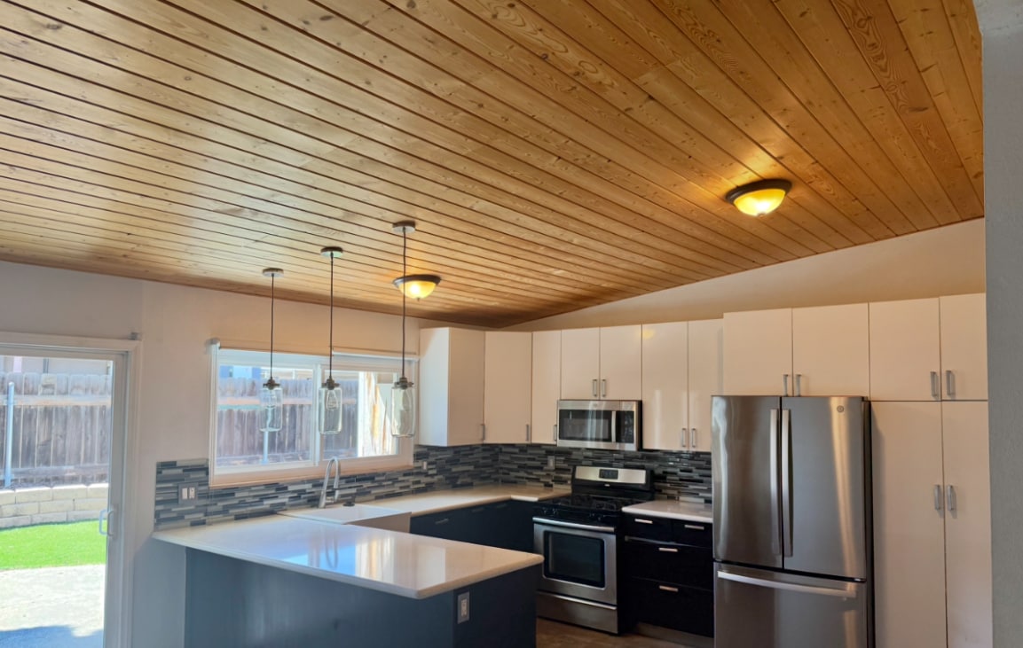 Kitchen - 2442 Judson St
