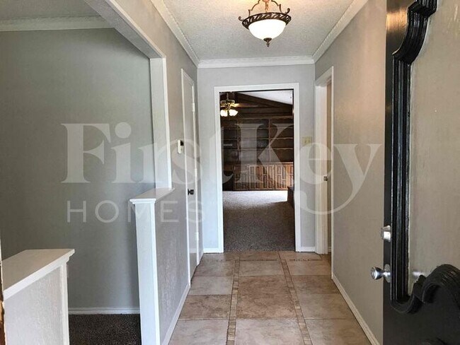 Foto del edificio - 4026 Cedar Creek Dr
