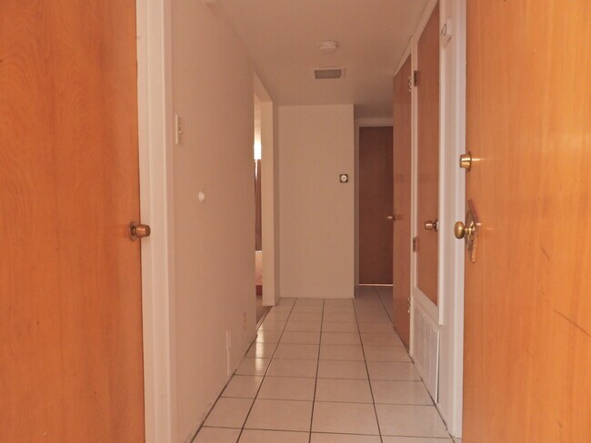 Entry way - 1262 12th Ave