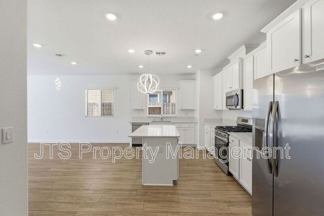 Building Photo - 12542 Surfbird Wy