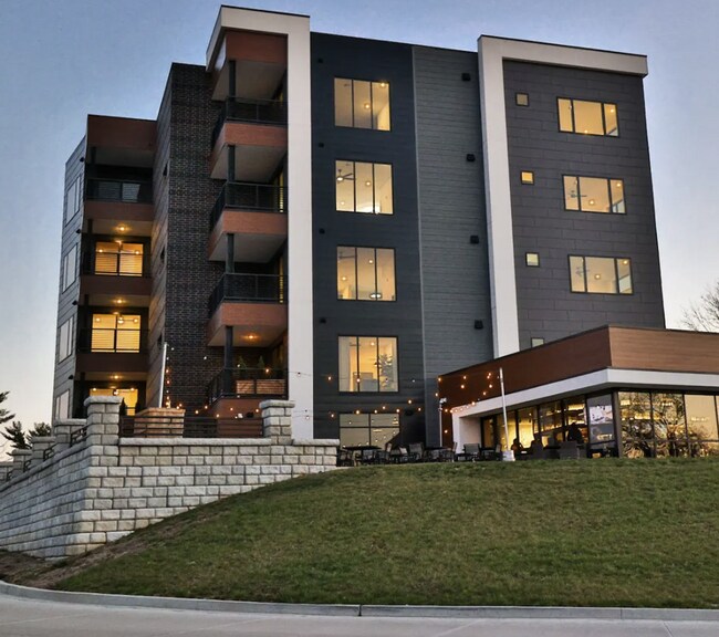 Foto del edificio - 100 Quartz Knl
