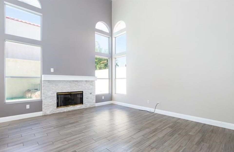 Building Photo - 8257 Illusion Ct