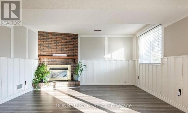 Building Photo - 50 Cedardale Ave