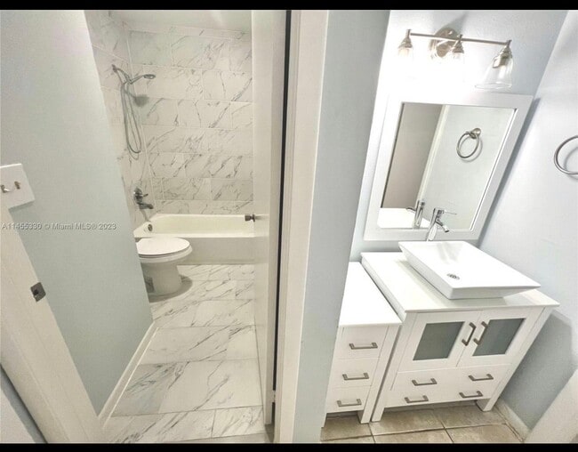 Foto del edificio - 8057 SW 21st Ct