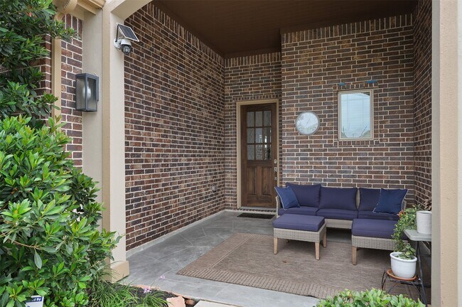 Foto del edificio - 12515 Cumberland Dr