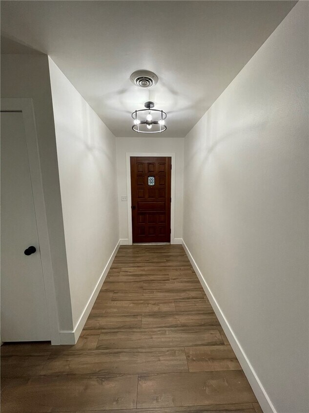 Foto del edificio - 4003 Holt Ave