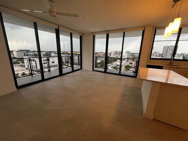 Foto del edificio - 132 NE 22nd St