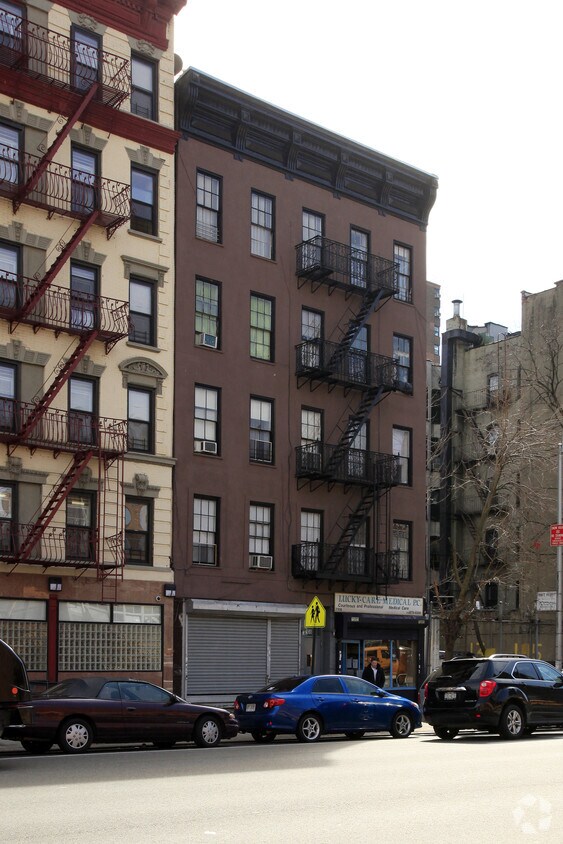 Building Photo - 2108 Second Ave